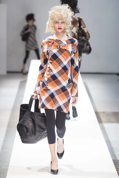 Look 26